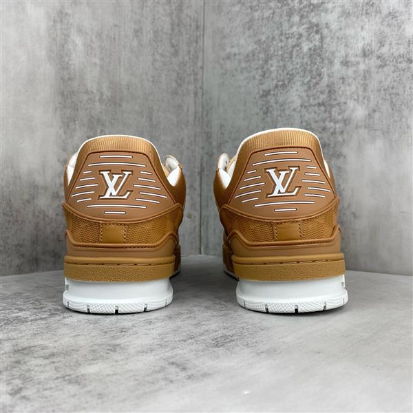 20251128154045209 390